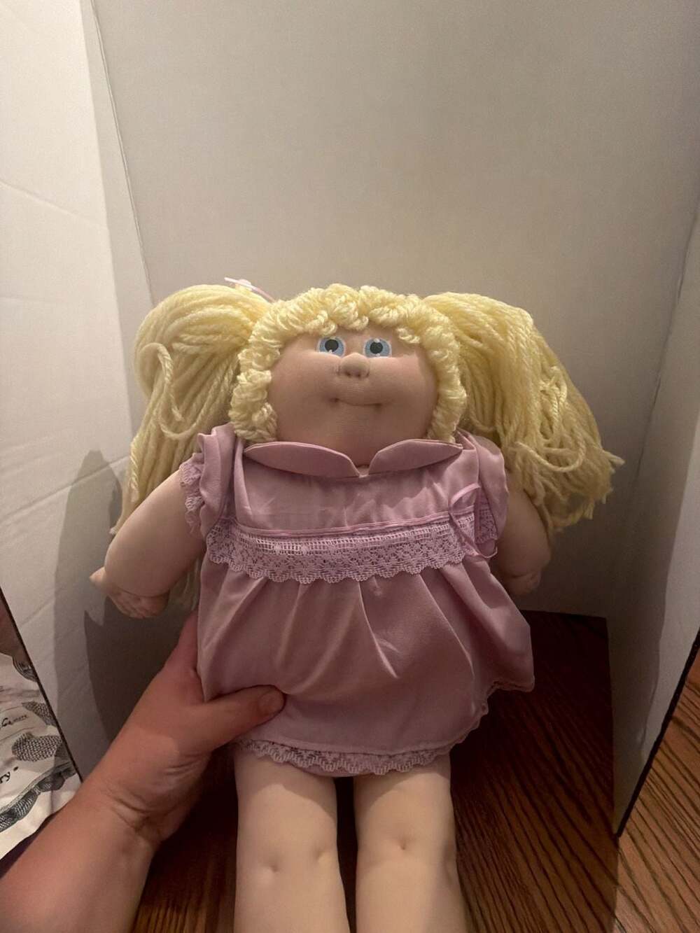Xavier Roberts Little People Soft Sculpture Doll Blonde Hair